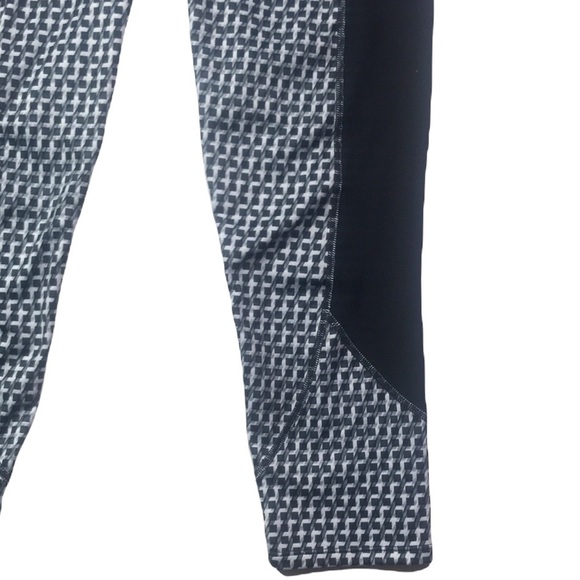 Athleta Black & White Checked Crop Leggings Size S. - Picture 4 of 9